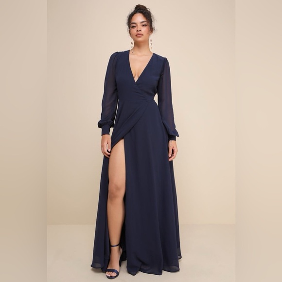 NWT Lulus My Whole Heart Dark Navy Blue Long Sleeve Wrap Dress w/ Button Cuffs M - Picture 1 of 16